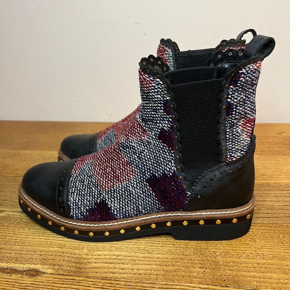 NWOT Free People Textile Atlas Chelsea Boots size 37